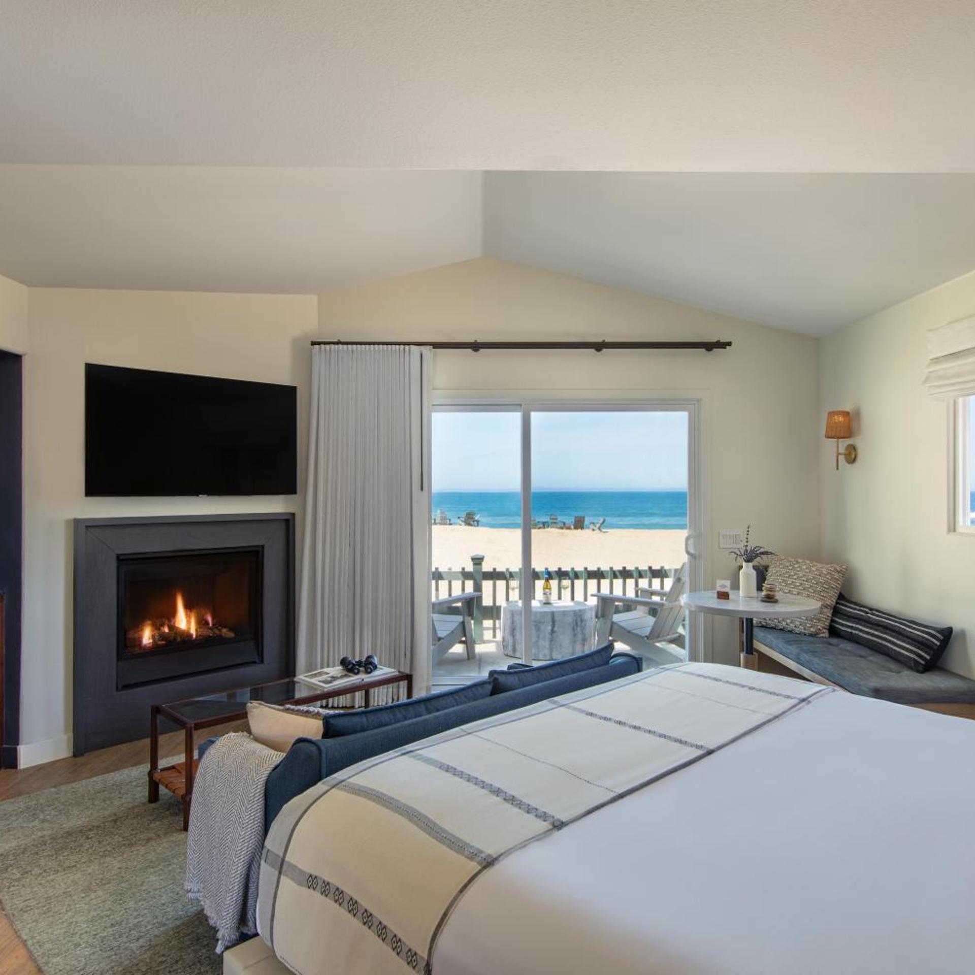 Deluxe, Ocean Front