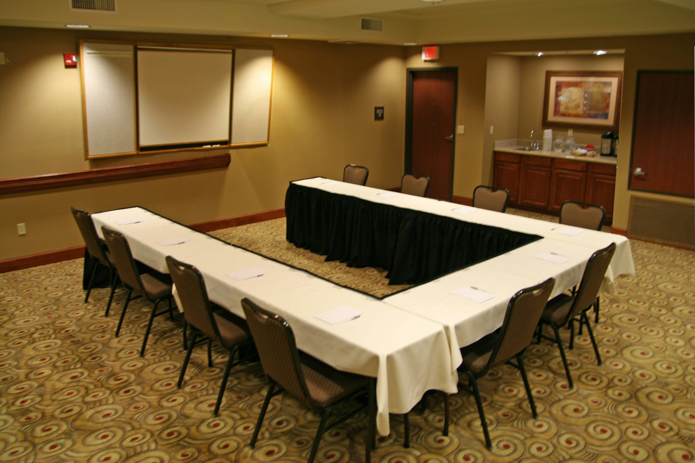 Hampton Inn & Suites Phoenix-Surprise 32/40