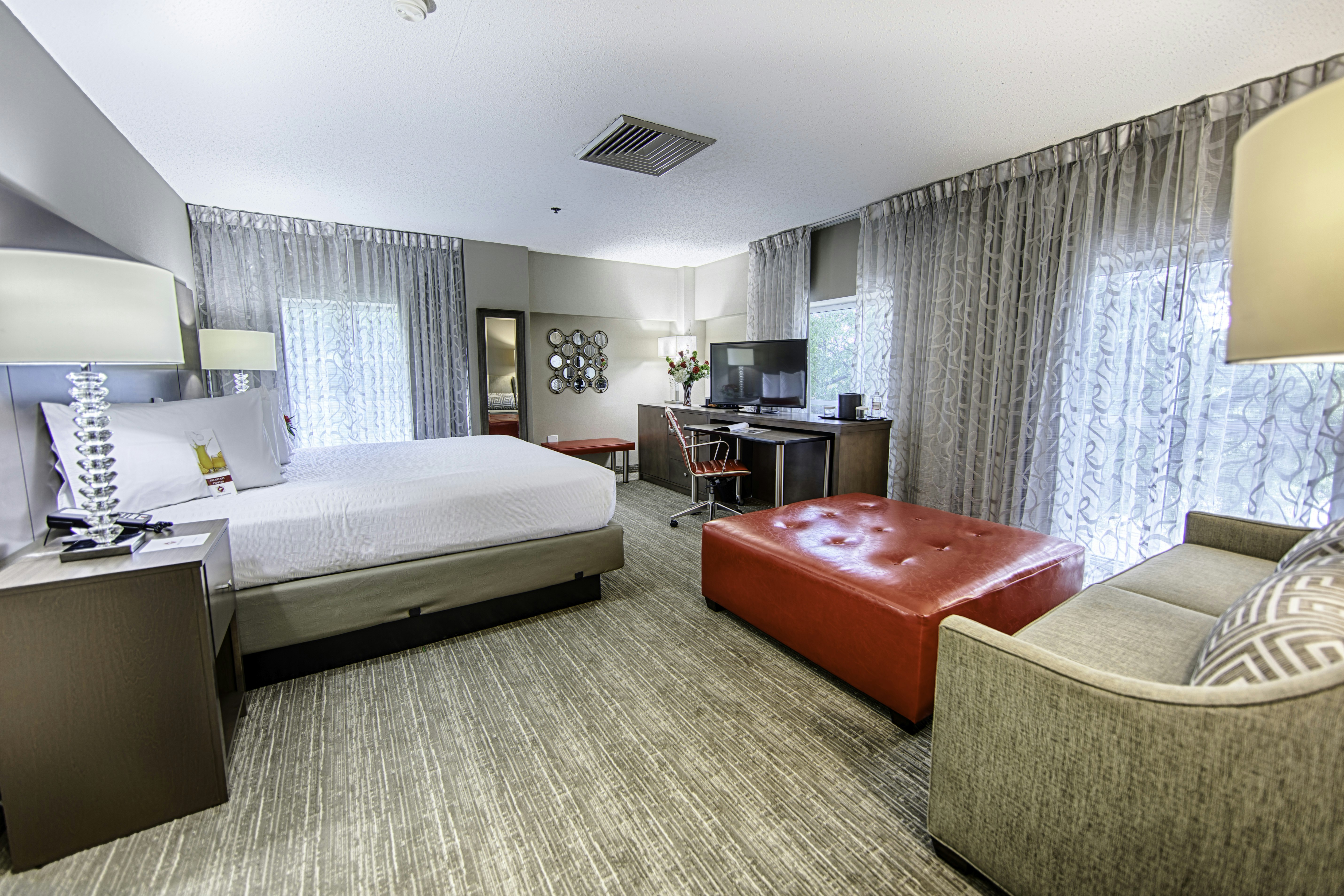 Hotel Capstone 13/47