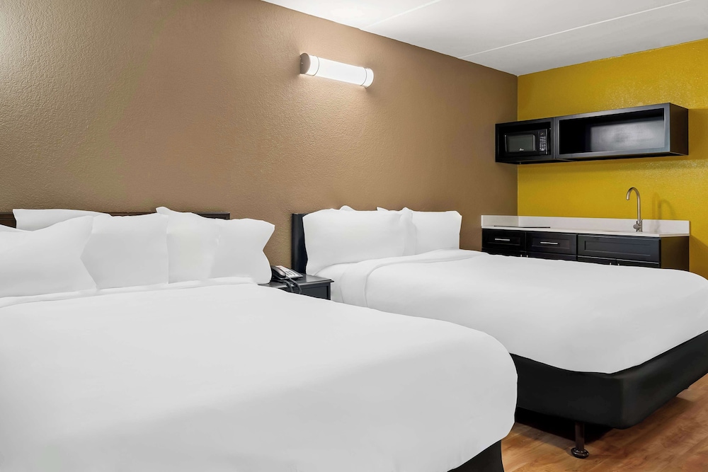 Americas Best Value Inn Danville, IL 22/50