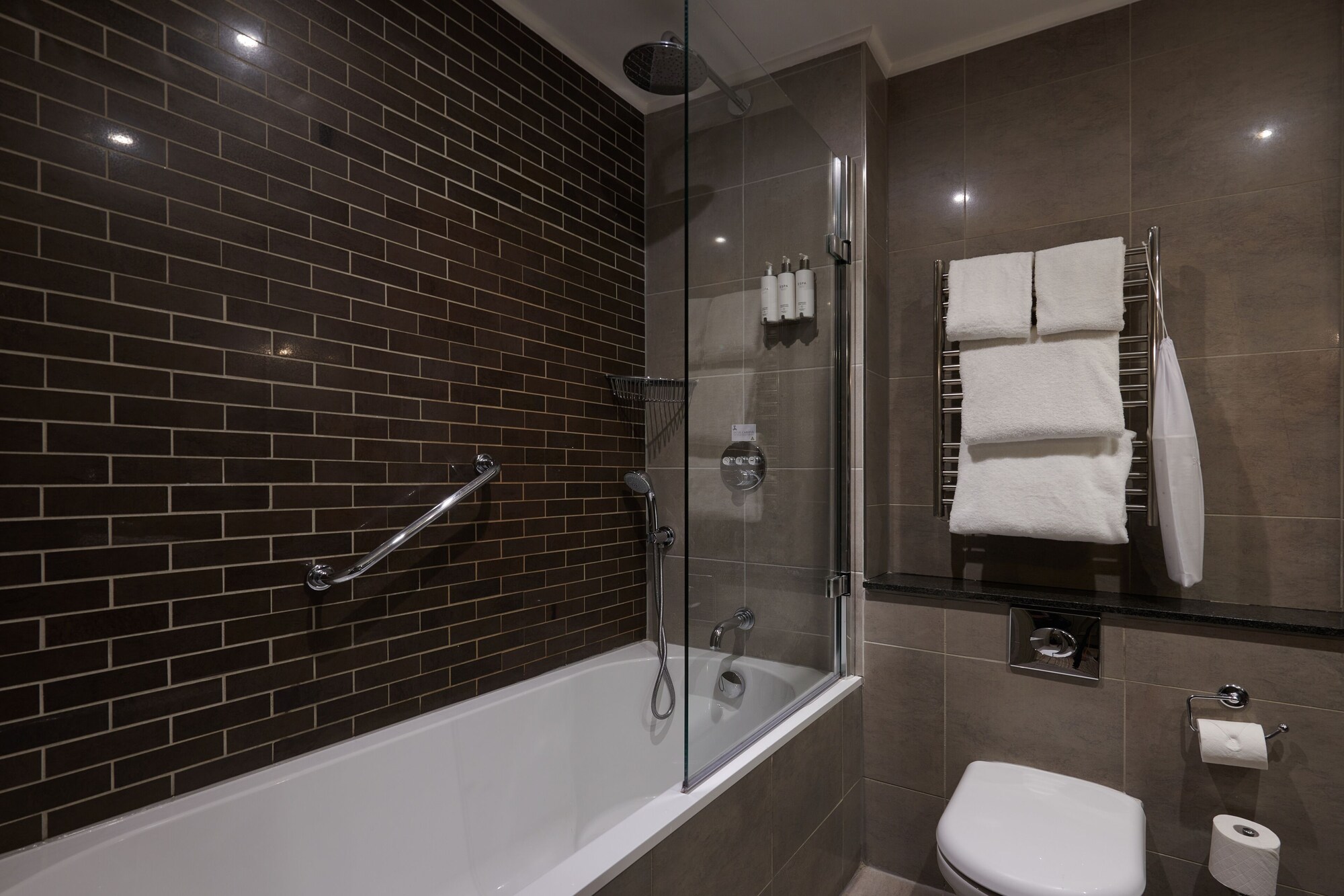 Room, Twin Beds