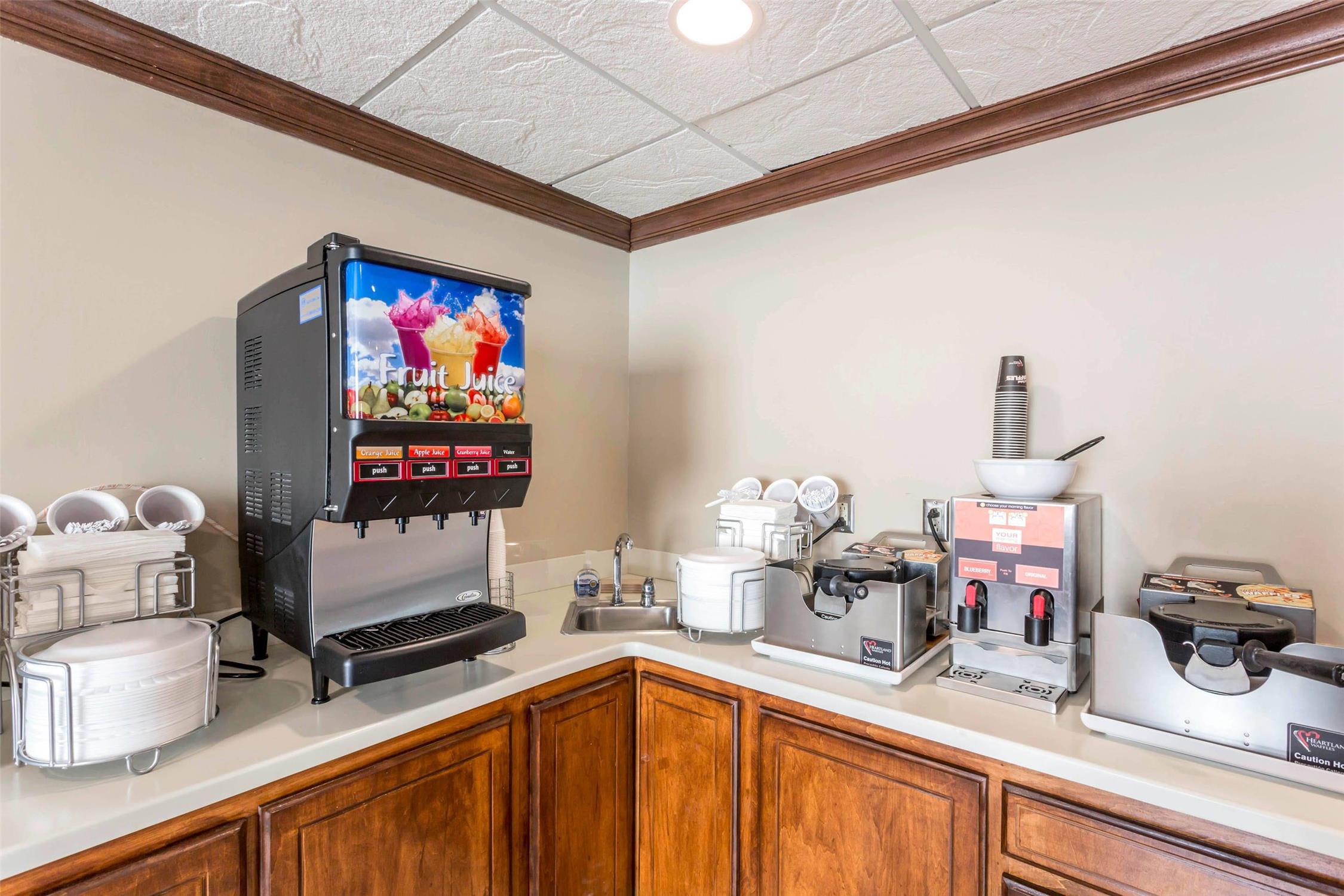 Comfort Inn Franklin Highway 96 8/12