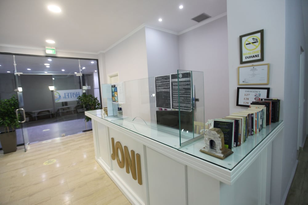 Hotel Kompleks Joni 9/50