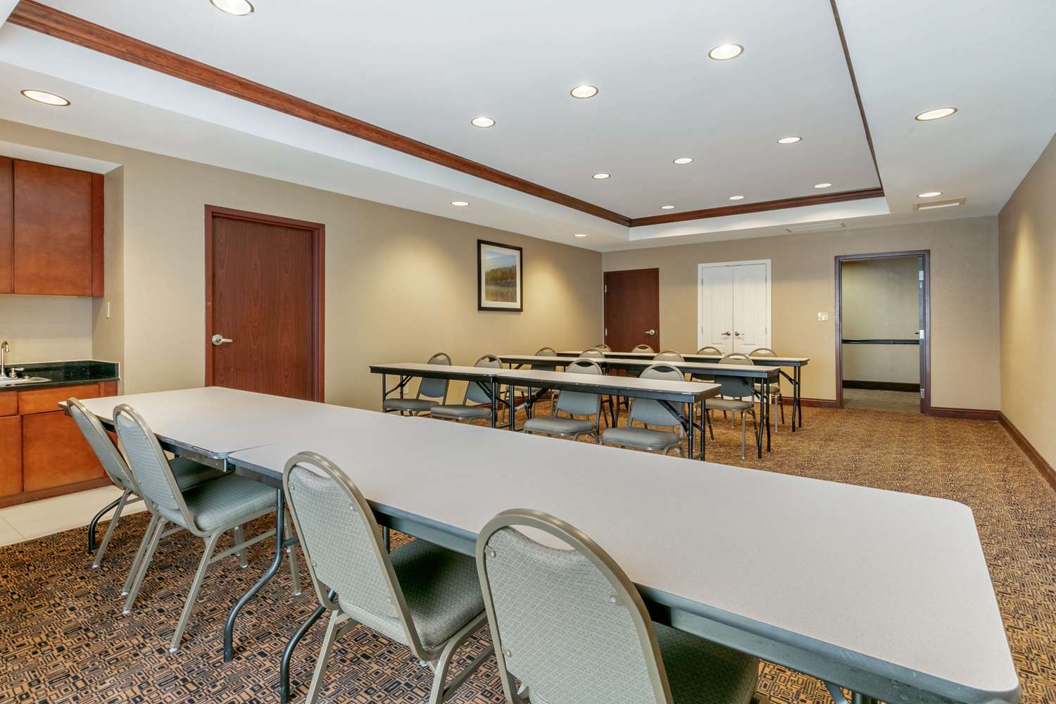 Comfort Suites Forrest City 37/44