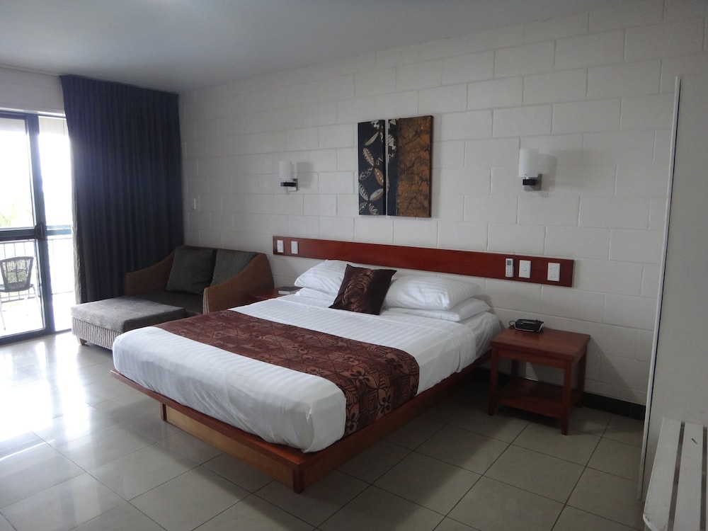 Amanaki Hotel 15/35