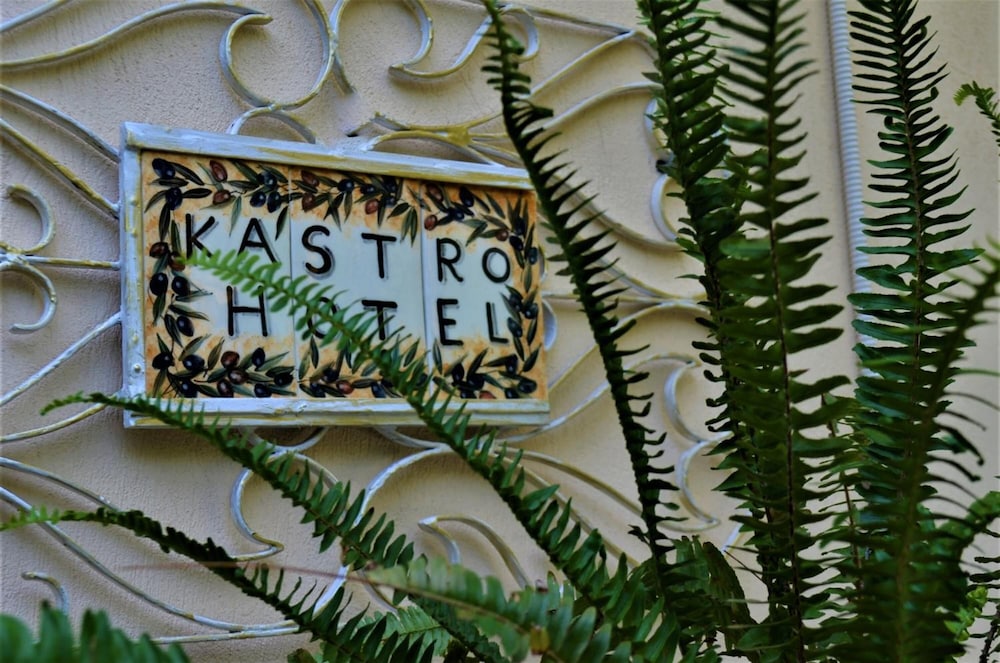 Kastro Hotel 36/50