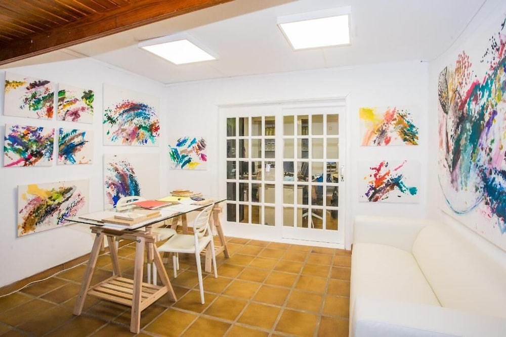 Los Tulipanes 42/65