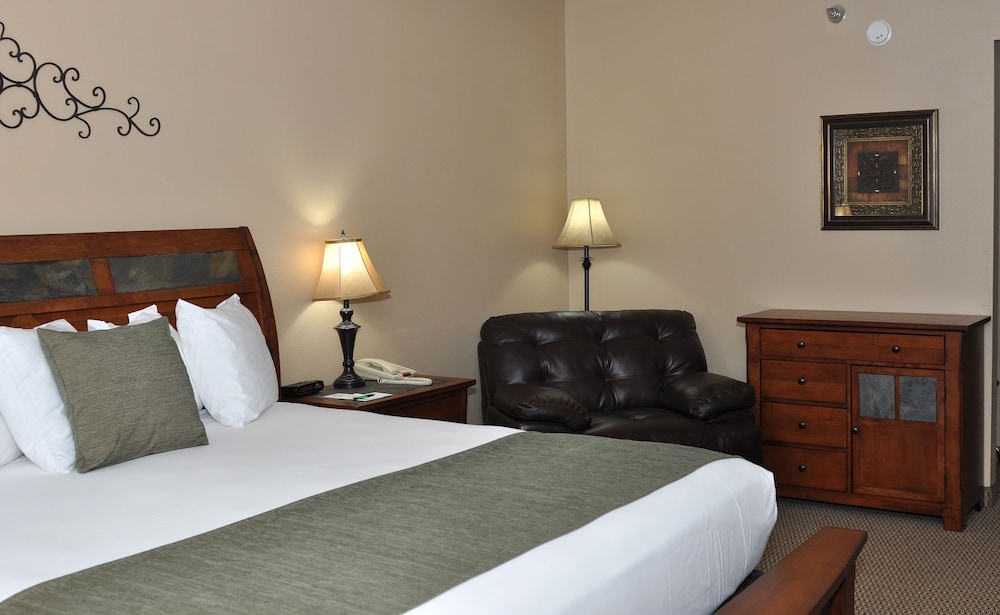 First Gold Hotel Suites Gaming 24/58