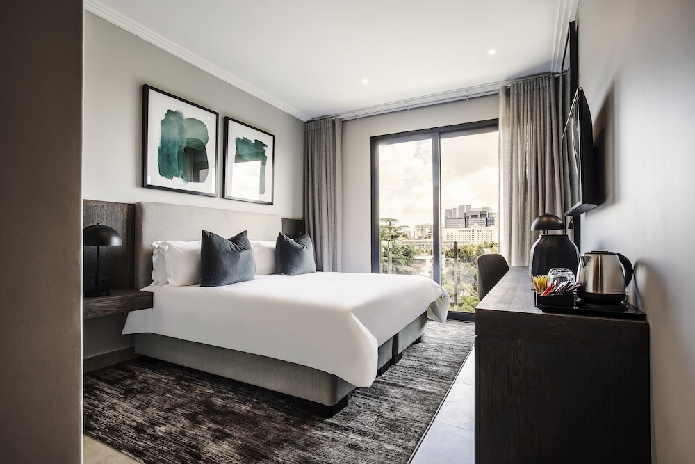 The Catalyst Hotel 9/42