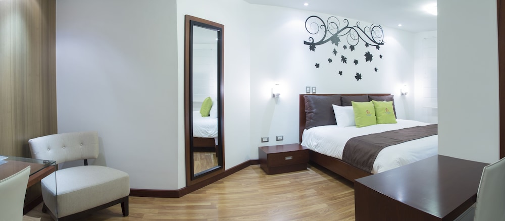 Casben Hotel 9/50