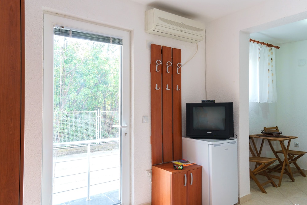 Apartments Lora 35/50