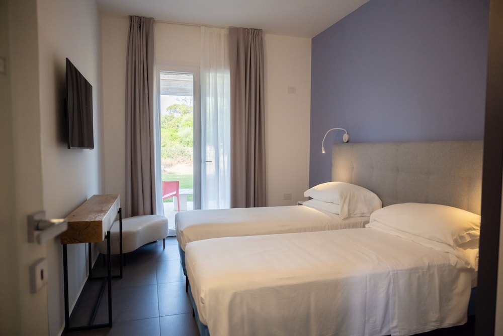 Room at Bajaloglia Resort, CASTELSARDO