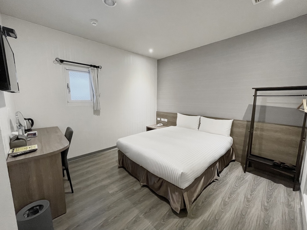 Hotel Brown - Zhongzheng 7/48