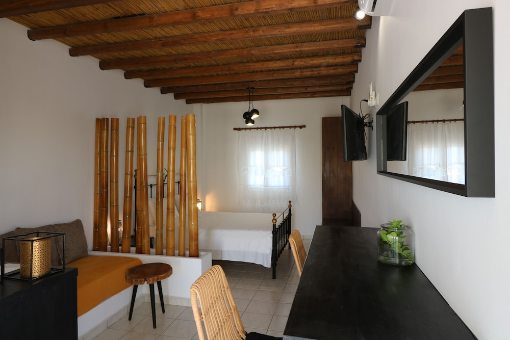 Avra Pahainas Hotel 34/50