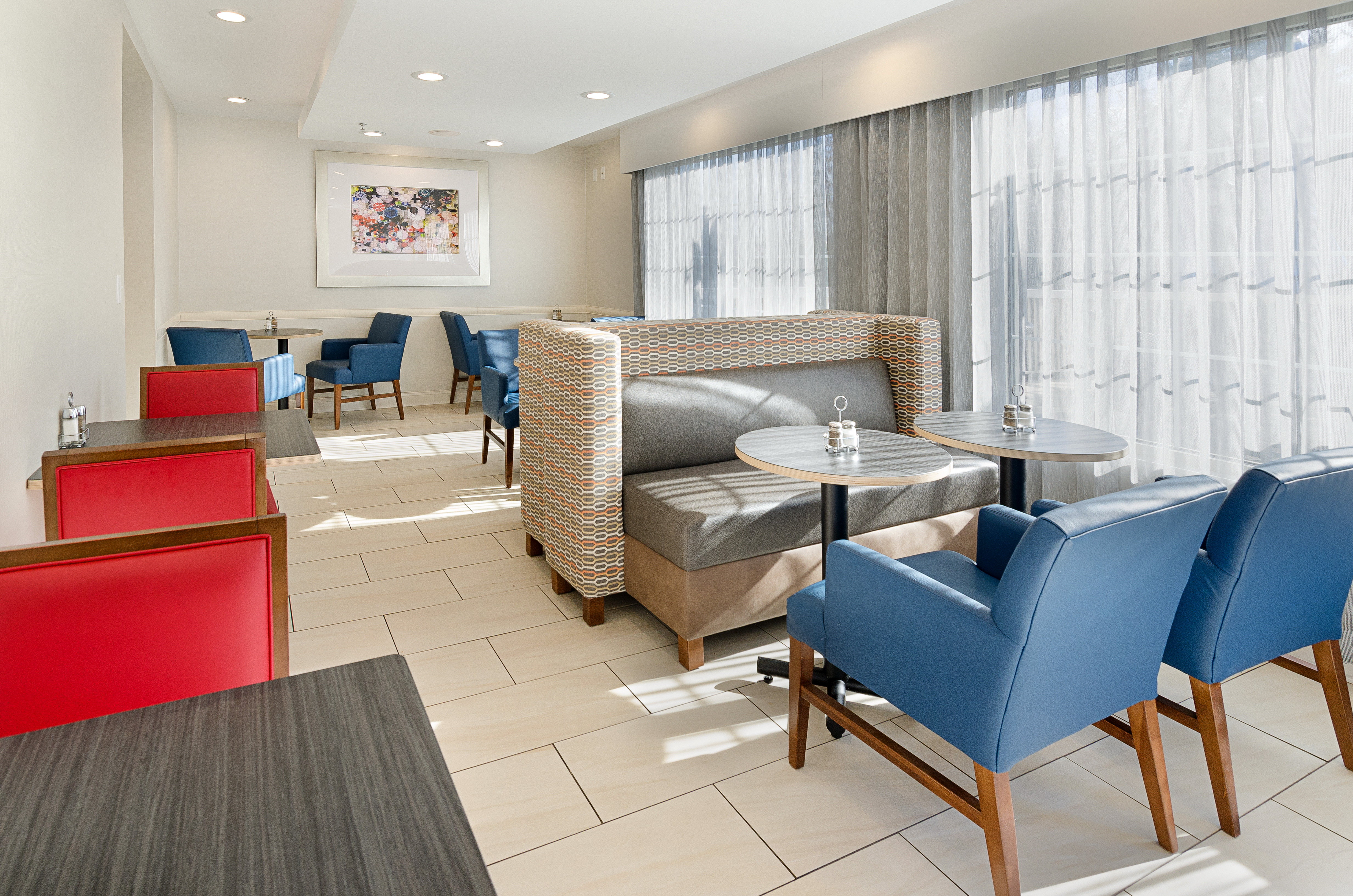 Holiday Inn Express Lexington 29/56
