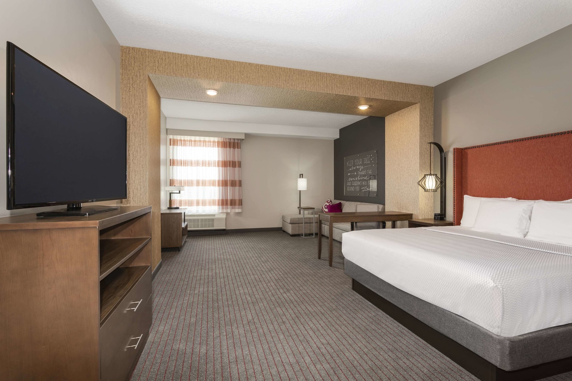 Executive, King Bed