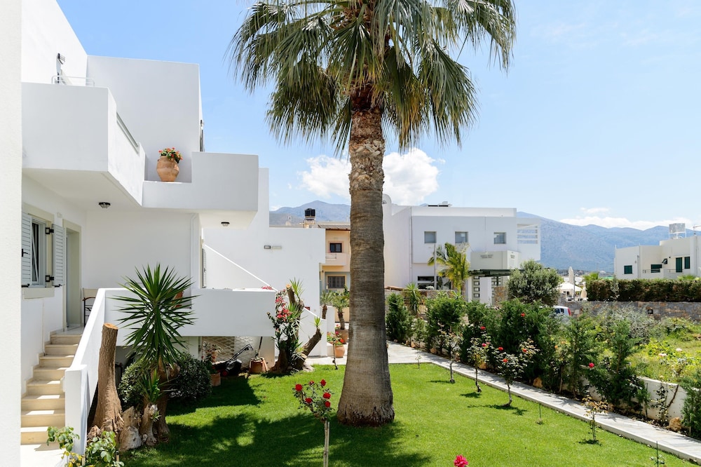 Angela Studios and Apartments 63/69