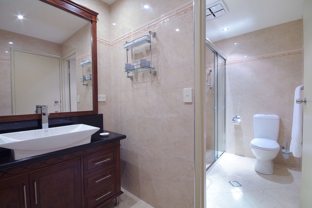 Rydges Armidale 50/50