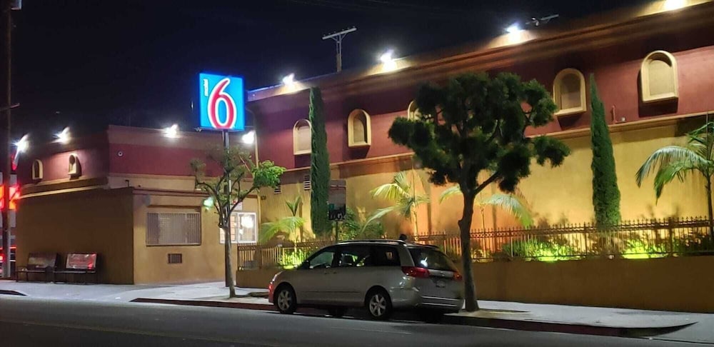 Motel6 Los Angeles, CA - Downtown 30/36