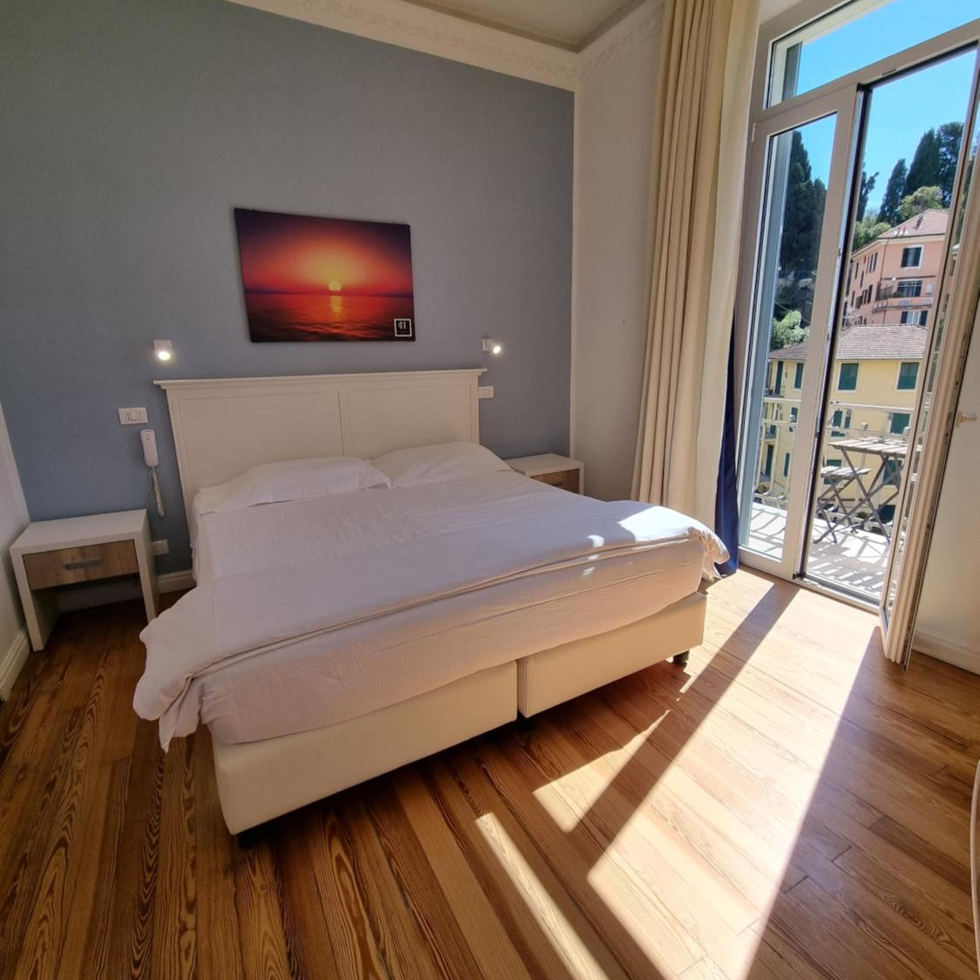 غرفة سوبيريور بسرير مزدوج أو سريرين منفصلين بشرفة، Hotel Canali, Portofino Coast 4/10