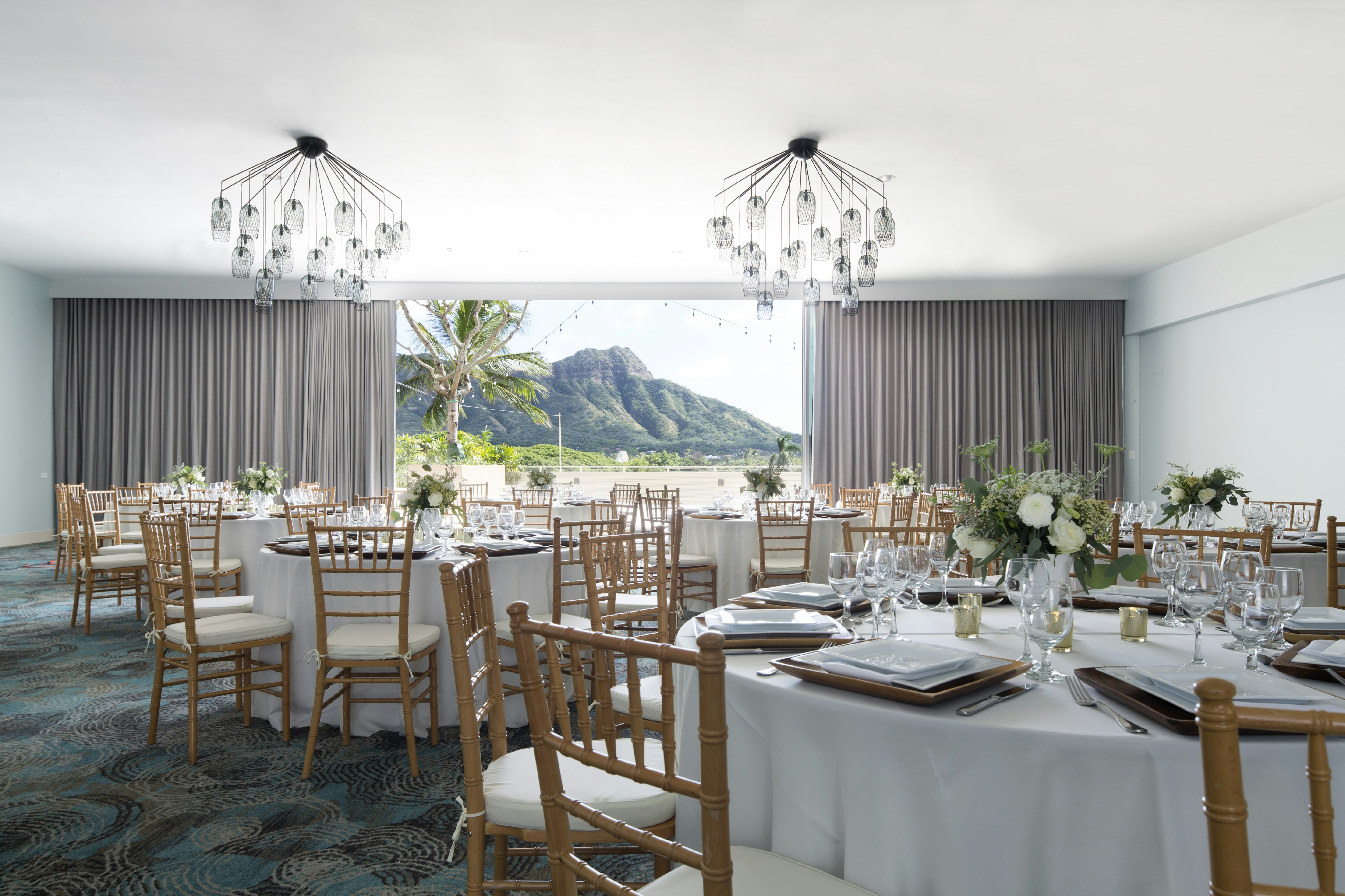 Queen Kapiolani Hotel 65/78