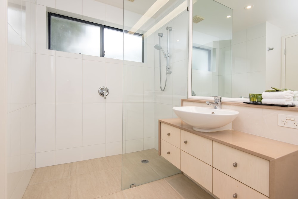 Noosa Springs Golf Resort Spa 14/65