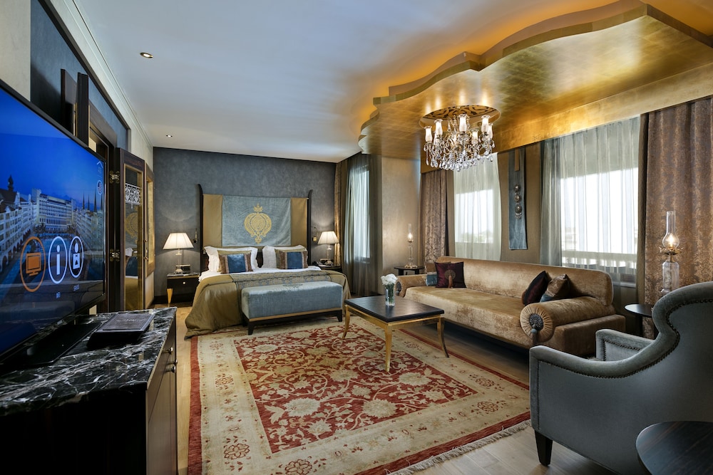 Mardan Palace 52/78