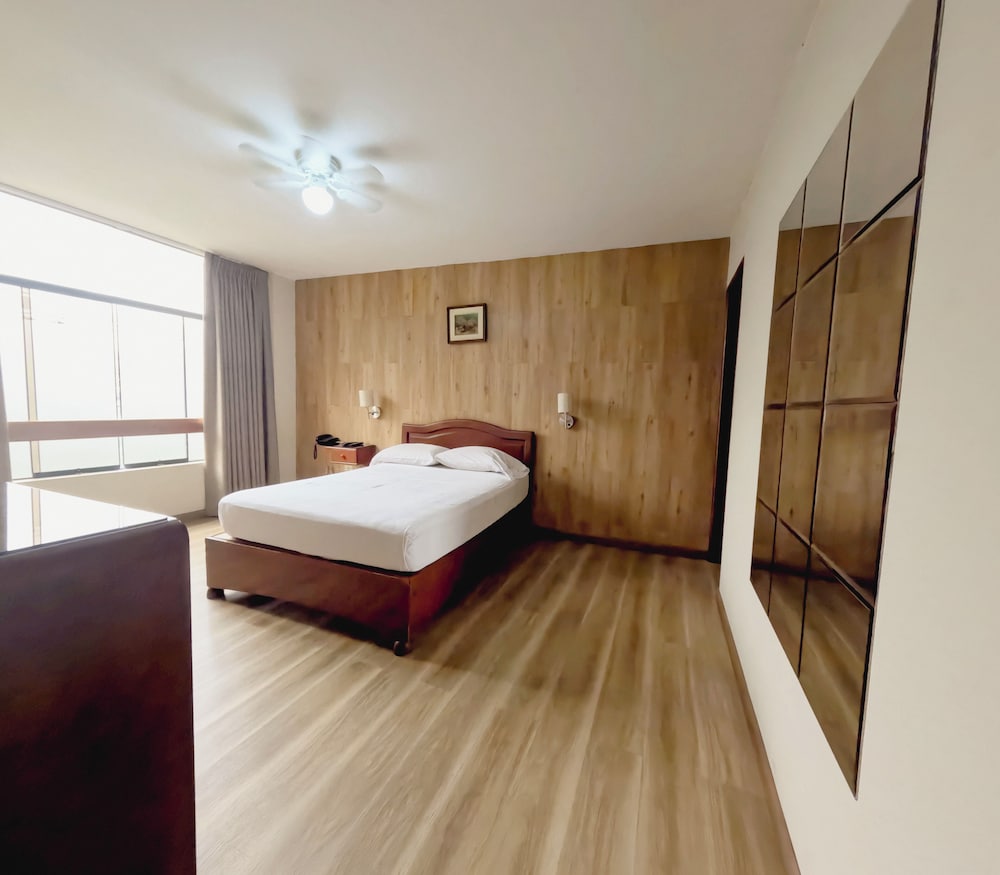 Asturias Inn 23/50
