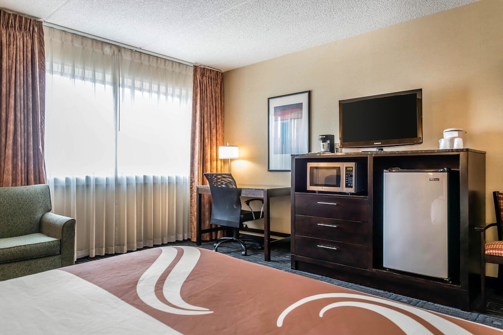 Quality Inn & Suites Mall of America - MSP Airport 18/38
