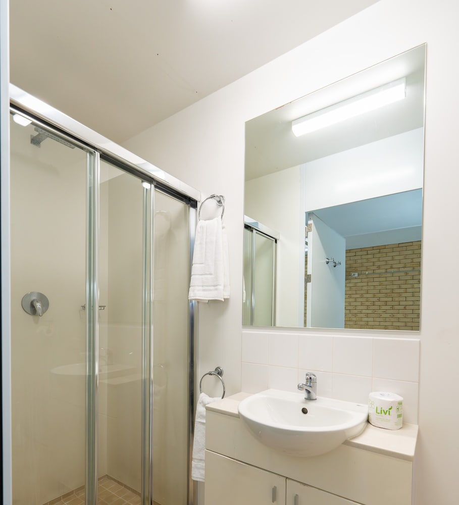 Acacia Ridge Hotel 21/24