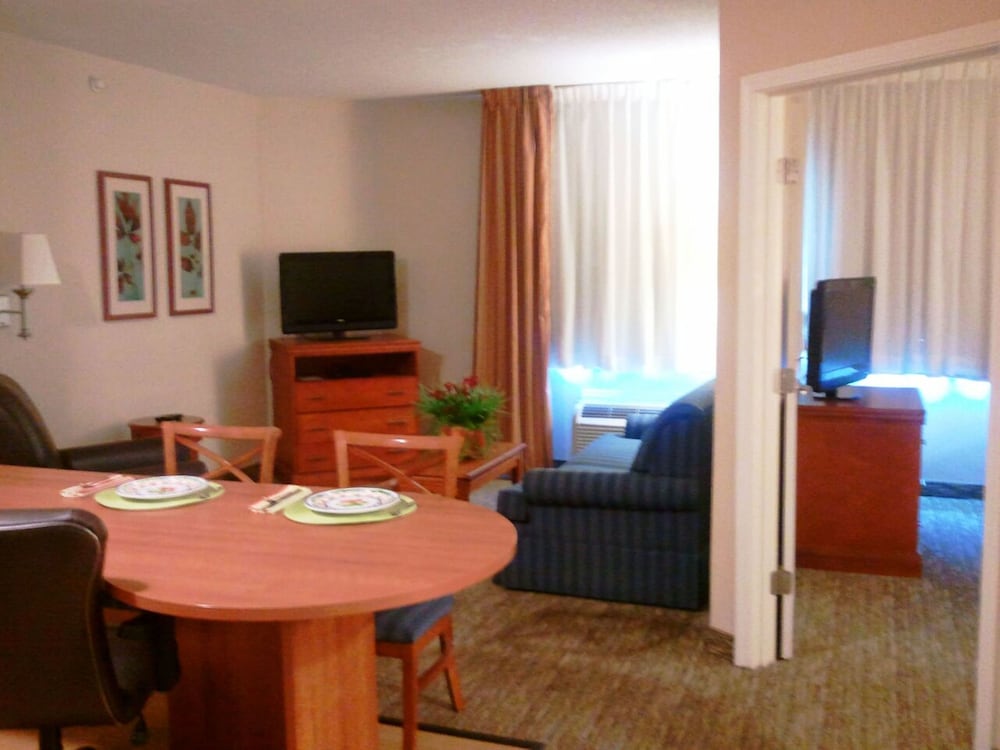 Candlewood Suites Greenville Nc 45/59