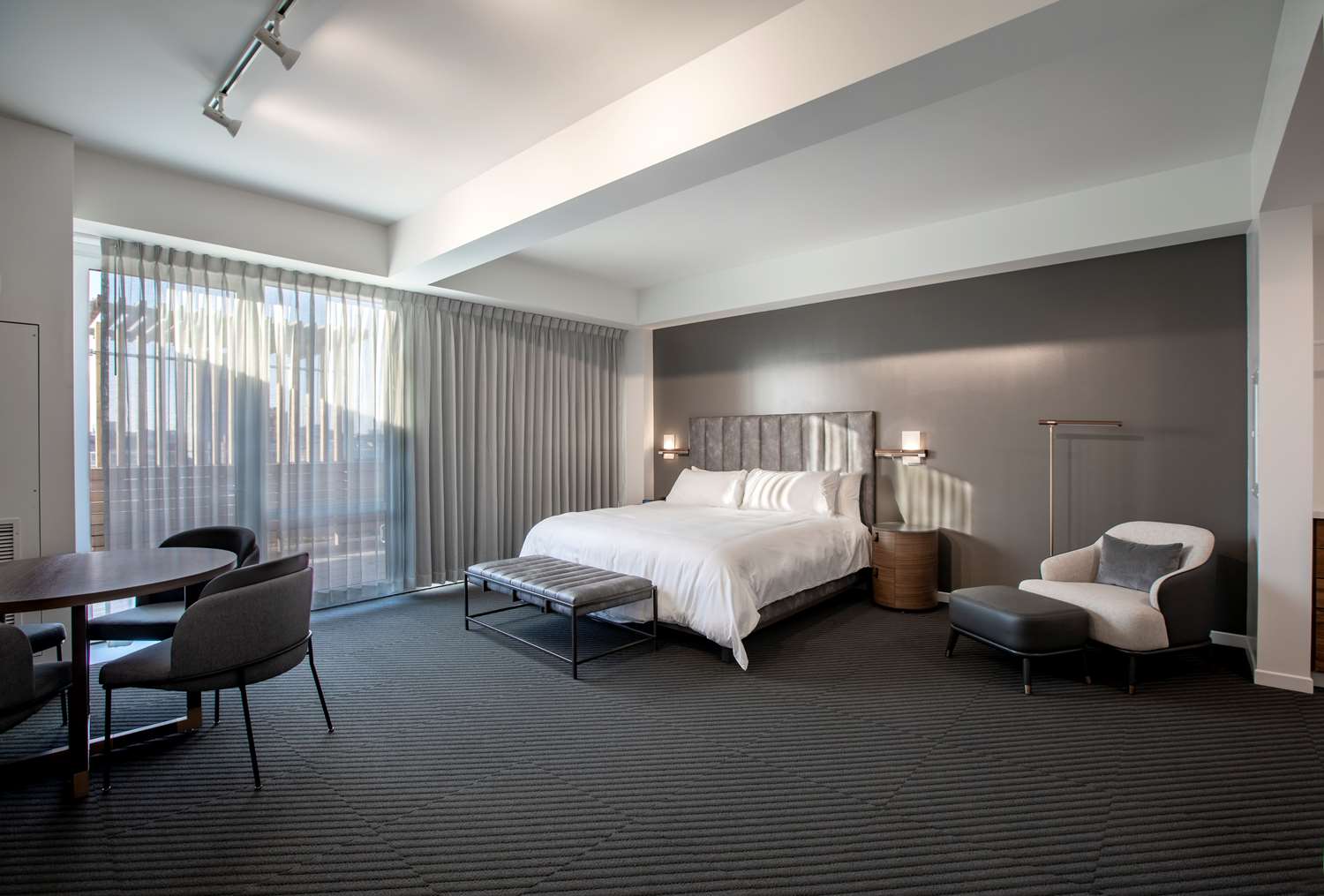 Hotel Chauncey Iowa City, Tapestry Collection by Hilton 7/12