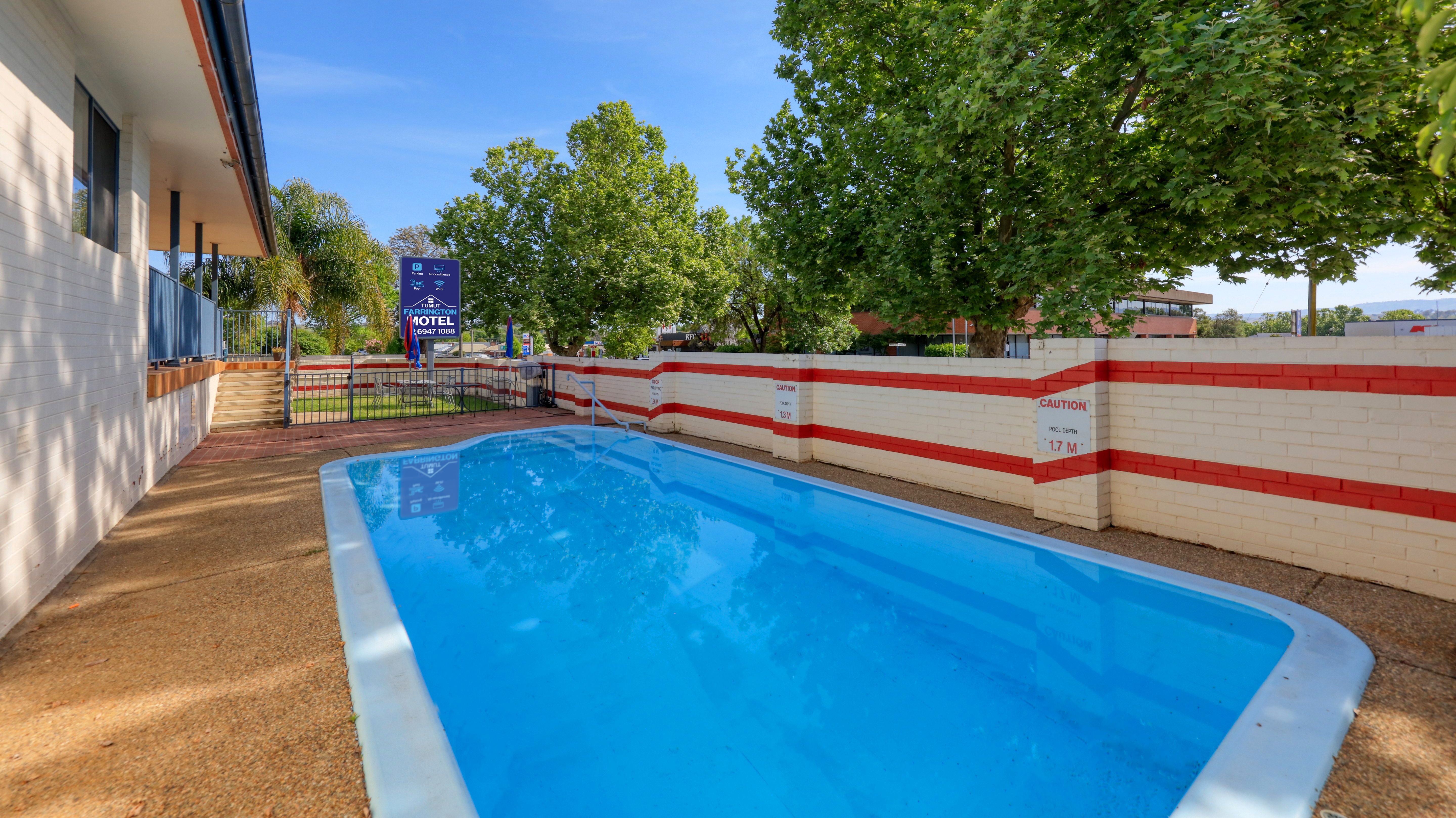 Tumut Farrington Motel 6/10