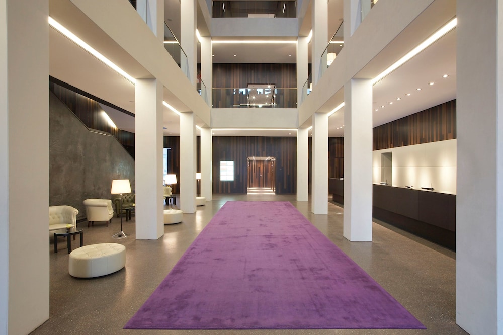 Empire Riverside Hotel 23/58
