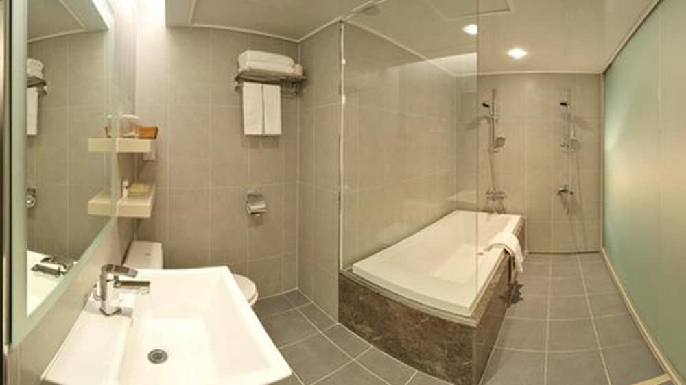 Interciti Hotel 32/67