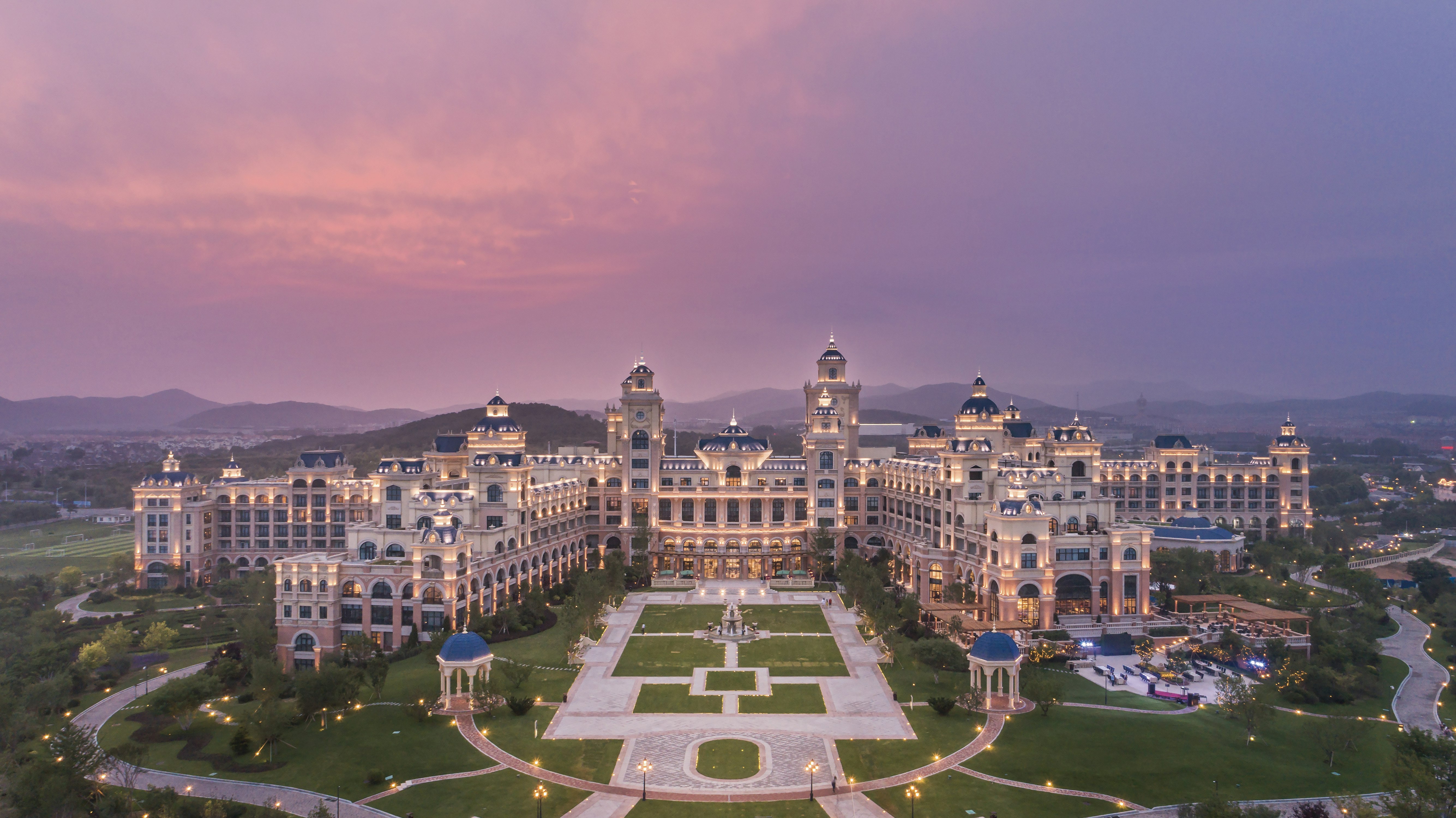 Hilton Dalian Golden Pebble Beach Resort 1/44