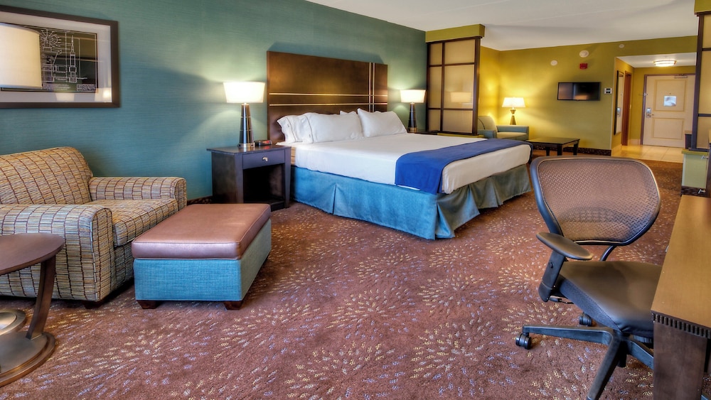 Holiday Inn Express Suites Pittsburgh Sw Southpointe 20/72