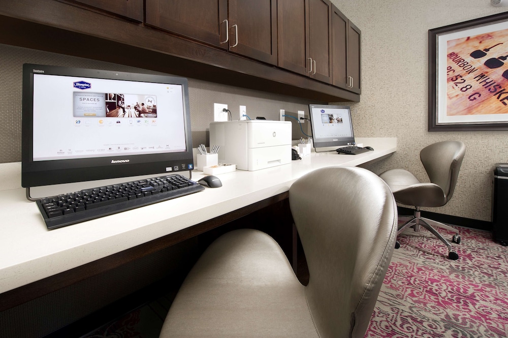 Hampton Inn Louisville East Hurstbourne Ky 48/56