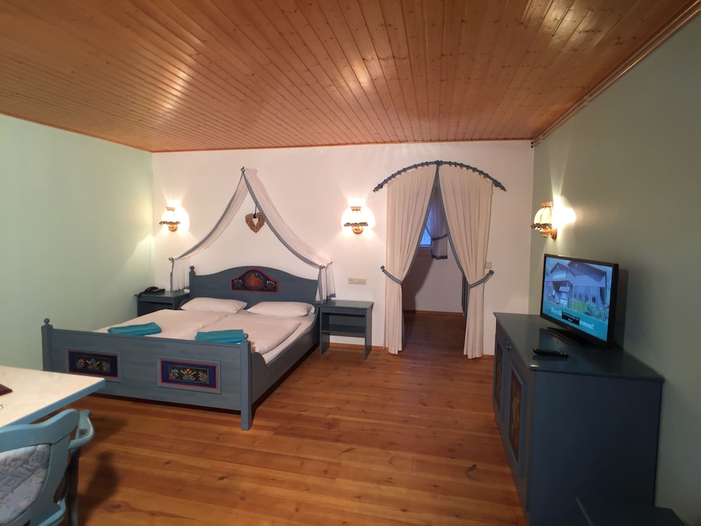 Hotel & Restaurant Zur Spreewalderin 10/50