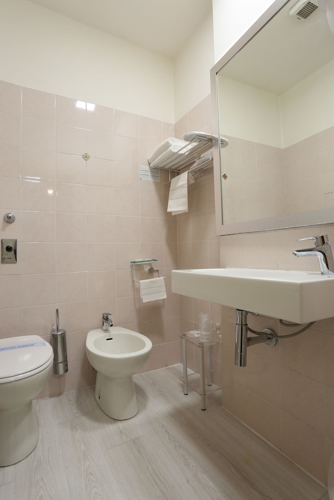 Hotel Piacenza 30/47