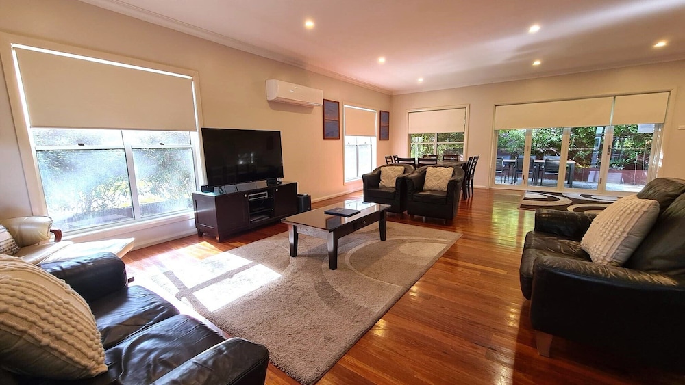 Mercure Lake Macquarie Raffertys Resort 46/74