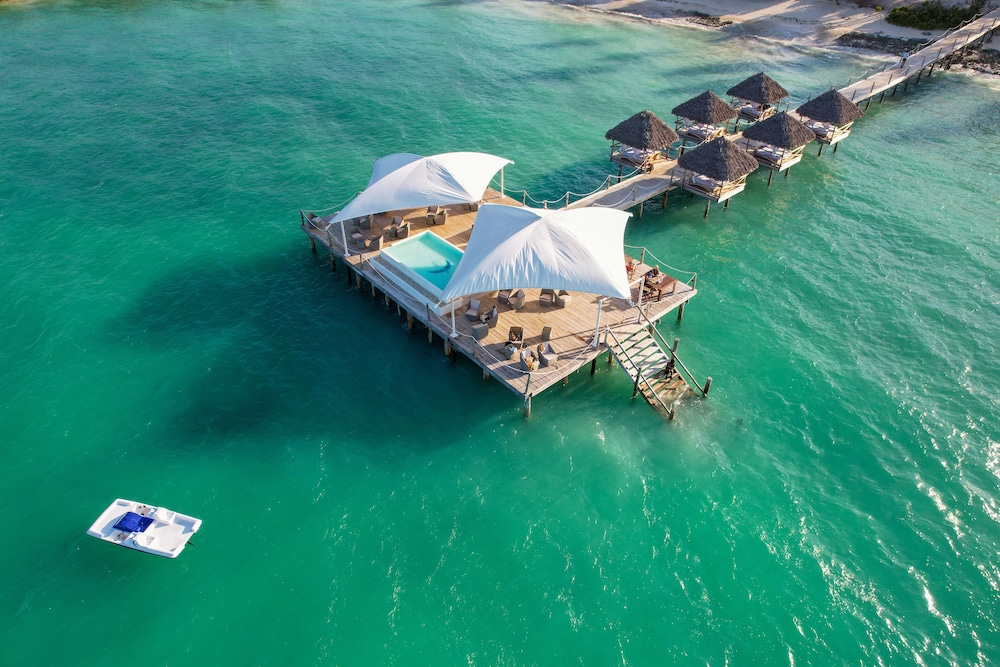 Blue Moon Resort 41/50