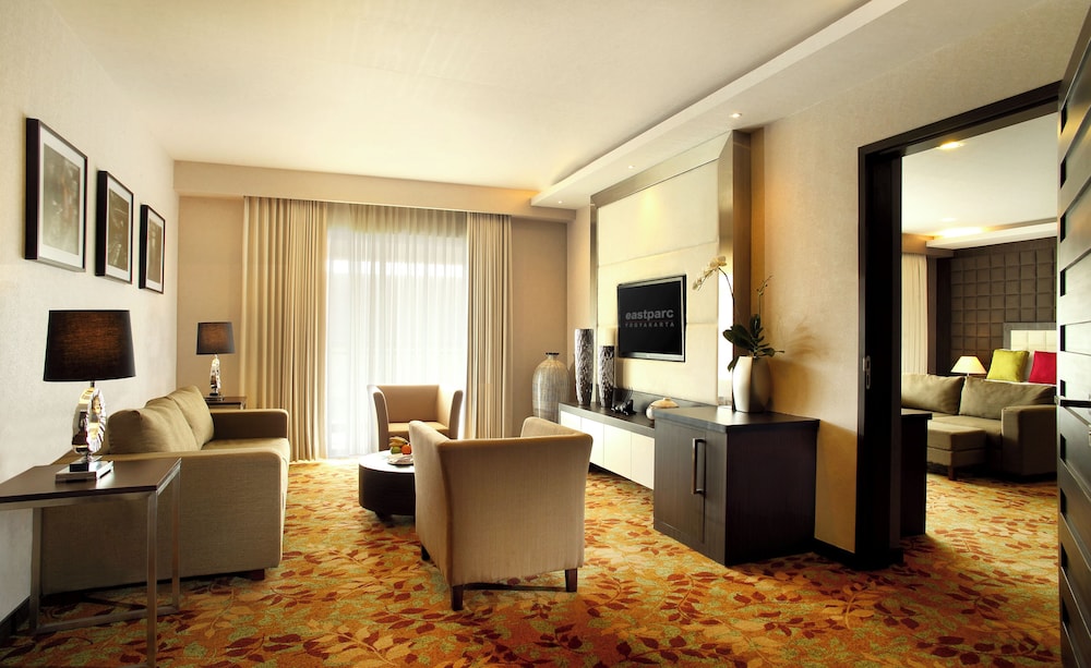 Eastparc Yogyakarta 35/50