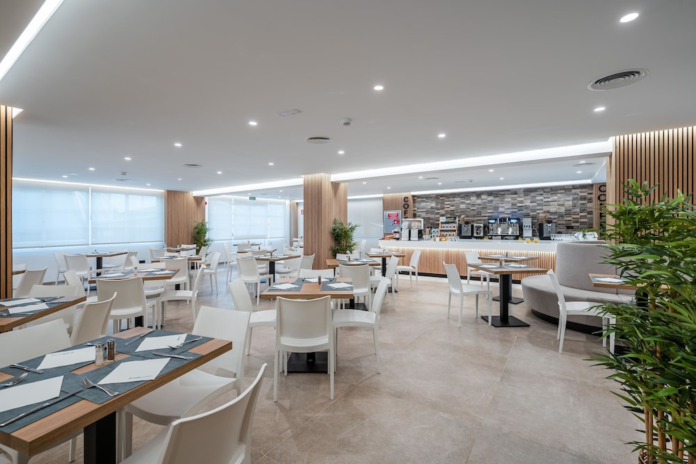 THB Niagara - Adults Only 54/62