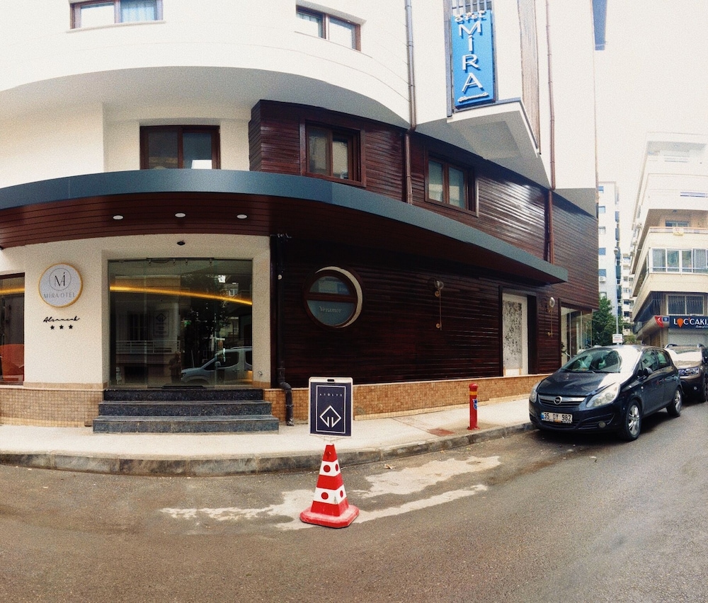 Mira Otel Alsancak 30/34