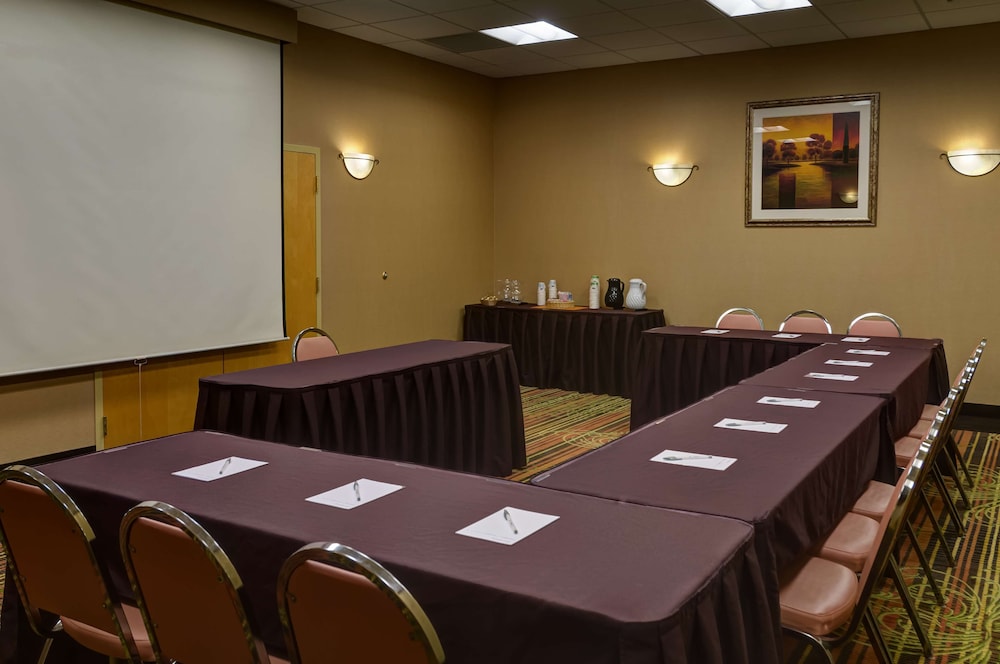 Hampton Inn Chambersburg 30/34
