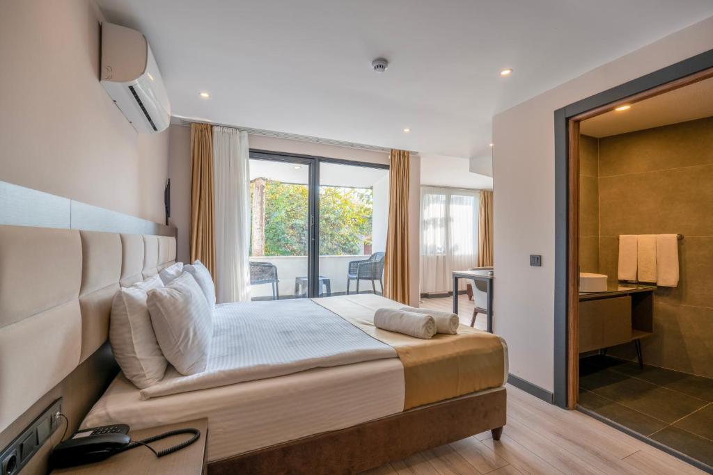 غرفة عائلية بشرفة، Magia Hotel 3/4