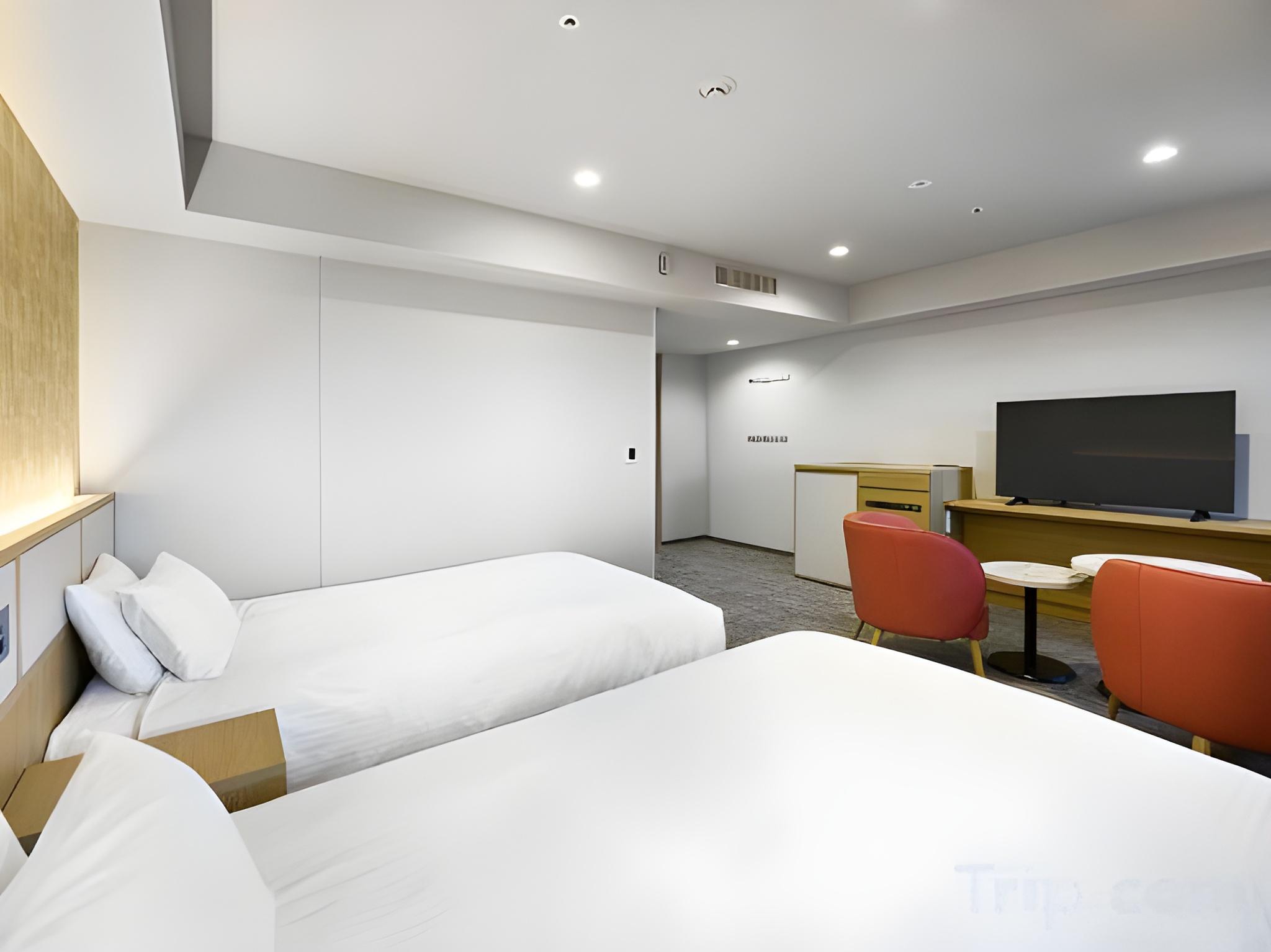 Semi Room, Universal, Single, 2 Semi Double Beds
