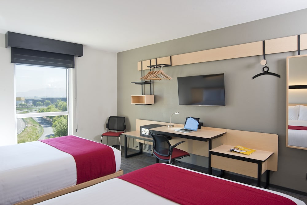 غرفة بسريرين مزدوجين، City Express by Marriott Santiago Aeropuerto Chile 4/7