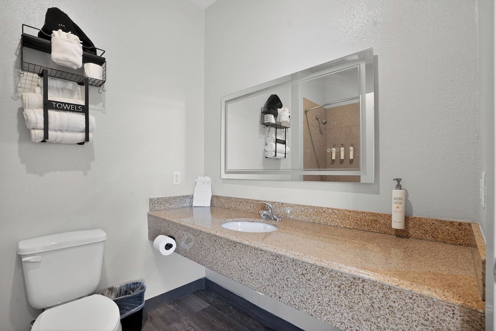 Sonesta Essential Hotel Houston-I-45 Spring 45/47